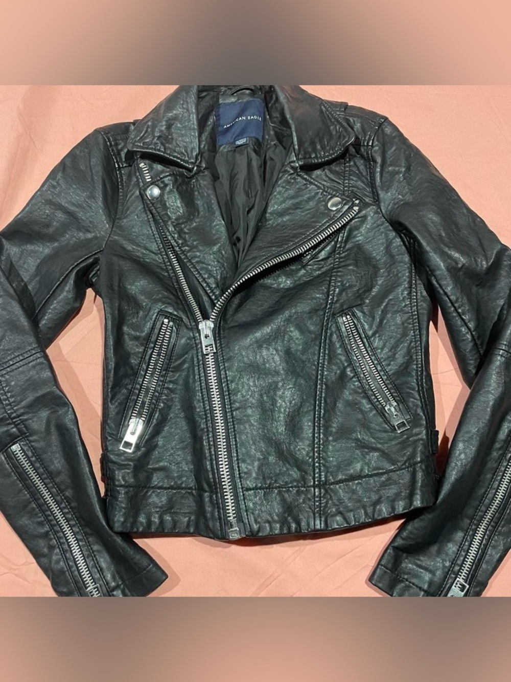 Edgy Faux Leather Moto Jacket With Zipper Accents Size 2-4 XS - Picture 5 of 5